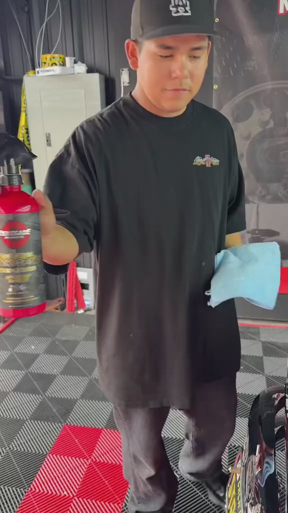 Q16 Super Fine Sprayable Metal Polish application demonstration