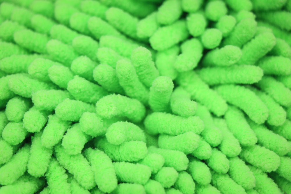 Chenille Microfiber Wash Mitt designed for deep cleaning vehicle surfaces without causing scratches or swirls.